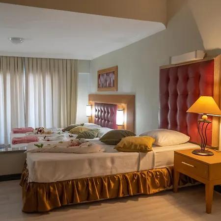 Scylax Mahmutlar Алания