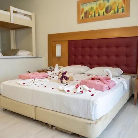 Scylax Mahmutlar 酒店 阿拉尼亚